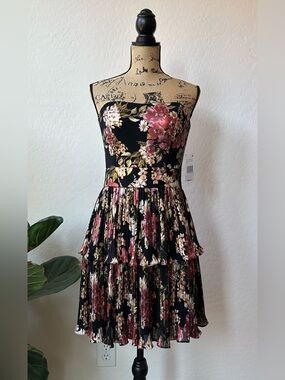 Dress the Population Black Floral Strapless Tiered Dress